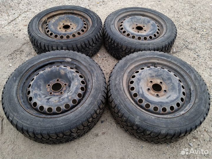 Форд Фокус2 Мондео Ц-Макс R16 Зимний Nokian 205/55