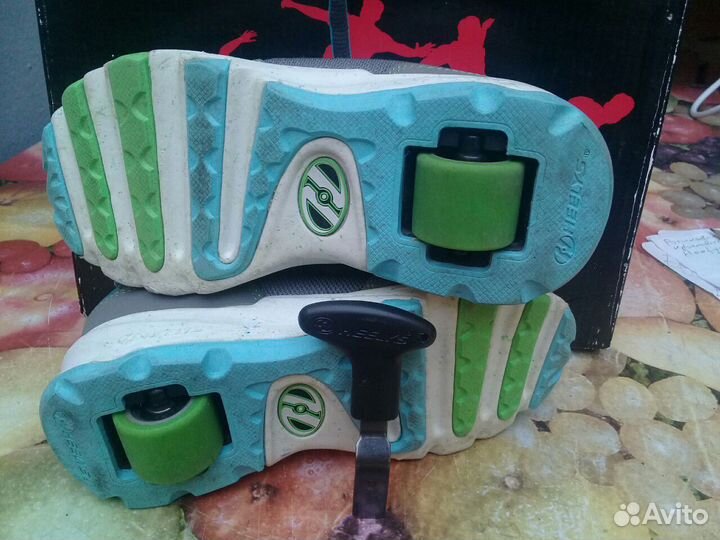 Роликовые кроссовки Heelys