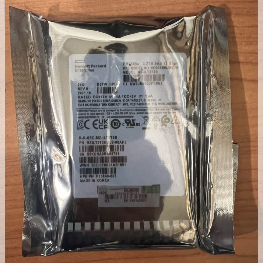 [P20840-001] Ssd Диск Hpe 3.2tb Sas 12g 2.5 P20840-001