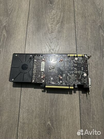 Видеокарта Gainward GTX 670 2G