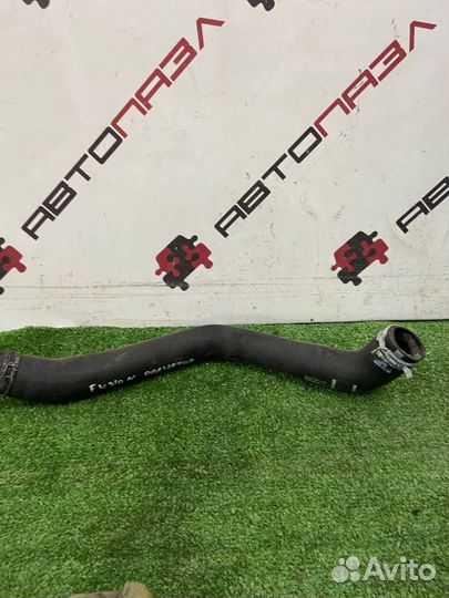 Патрубок системы охлаждения Ford fusion