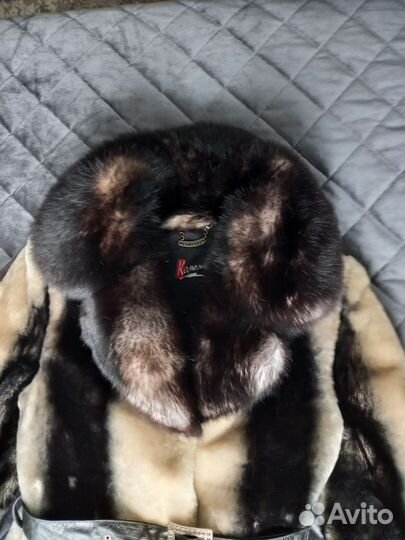 Легкая,натуральная мутоновая шуба