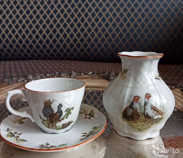 Кофейная пара, вазочка и салфетница