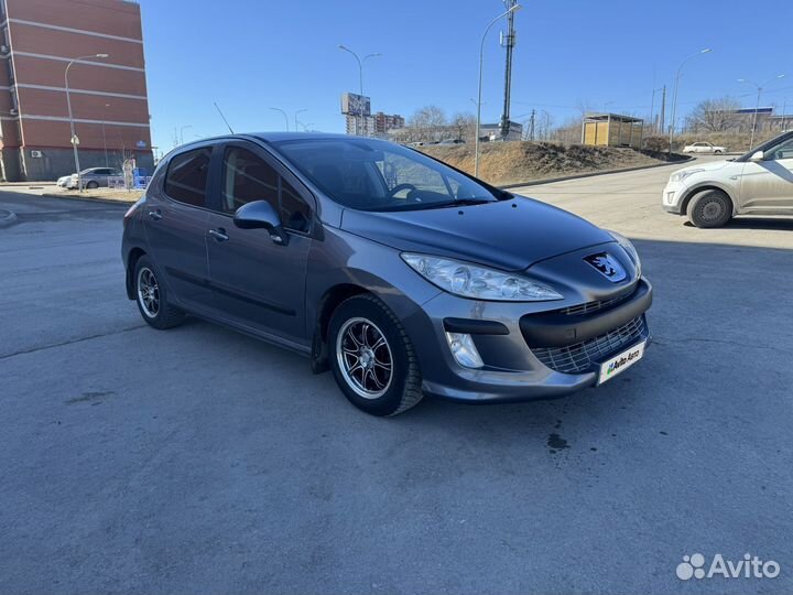 Peugeot 308 1.6 AT, 2010, 136 700 км