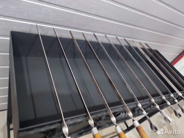 Мангал угольный металический