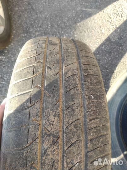 Bridgestone B249 215/65 R16