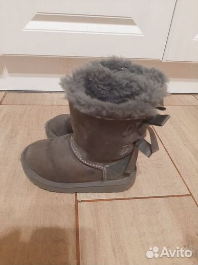 Угги UGG детские р. 26