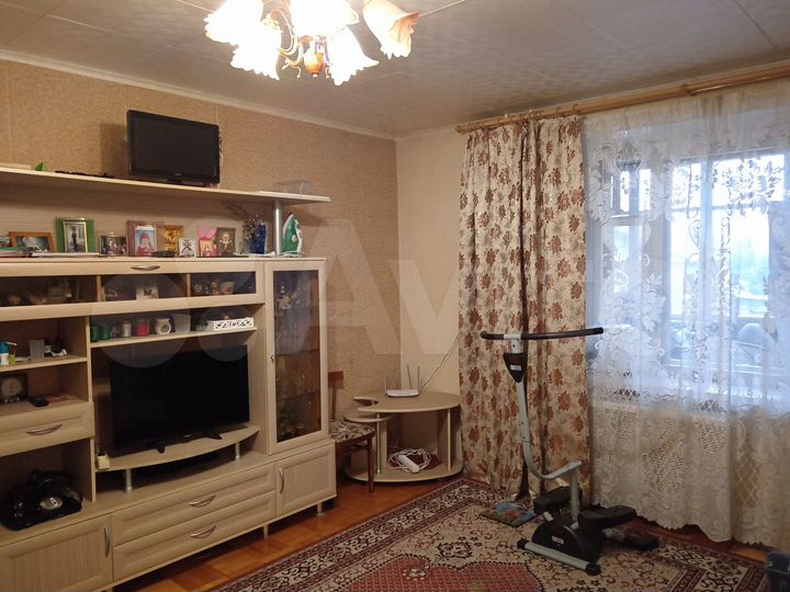 3-к. квартира, 63 м², 2/10 эт.