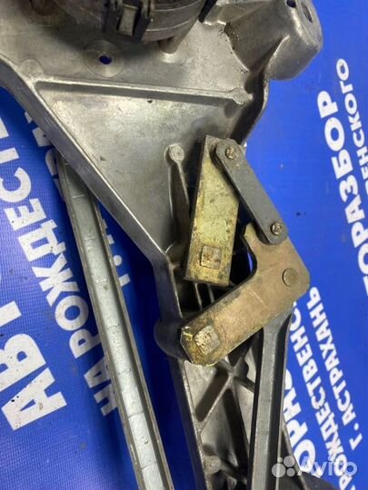 Трапеция дворников Mercedes-Benz W220 седан 2001