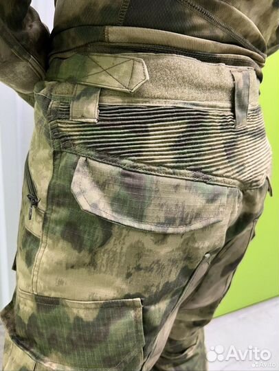 Тактический боевой костюм 