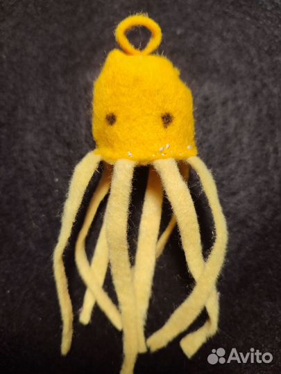 Брелок медузка