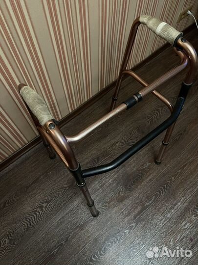 Ходунки для взрослых