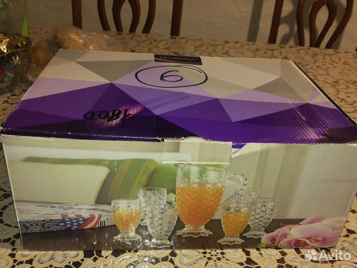 Графин с рюмками