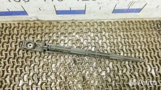 Щеткодержатель 3-5-й двери toyota RAV 4 ZSA3 (6UK1