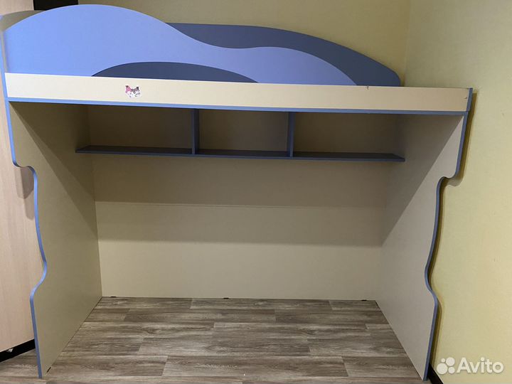 Детская кровать чердак с матрацем