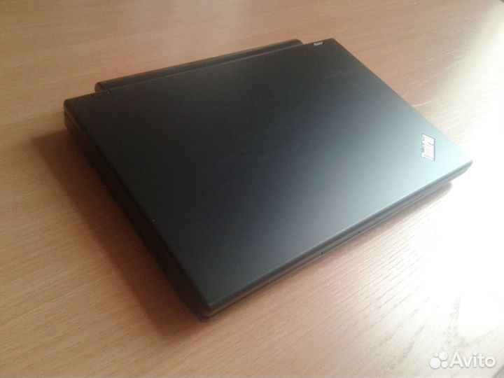 Нетбук Lenovo x100e