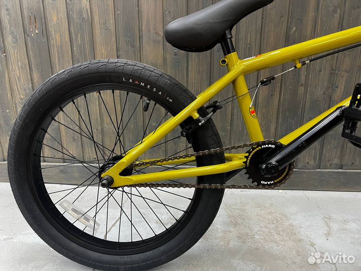 Велосипед BMX Haro Boulevard 20,75