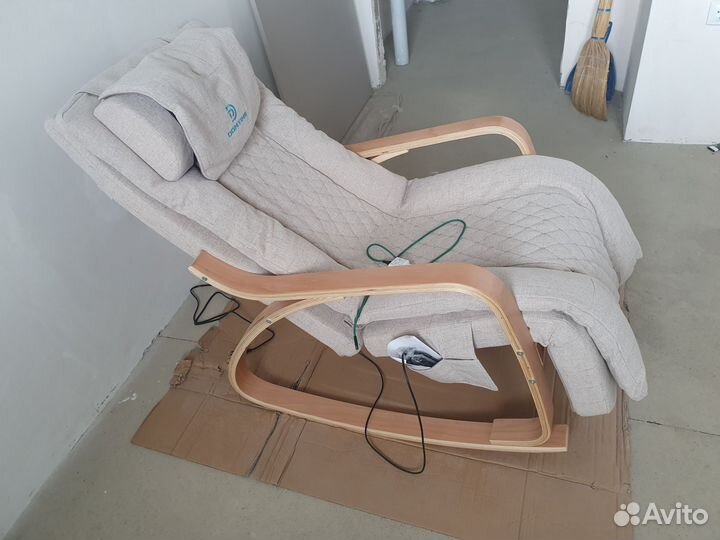 Массажное кресло
