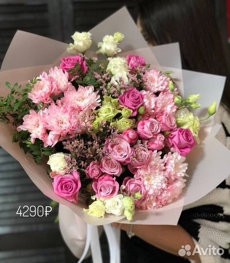 Букеты из цветов хризантем роз гипсофила №17