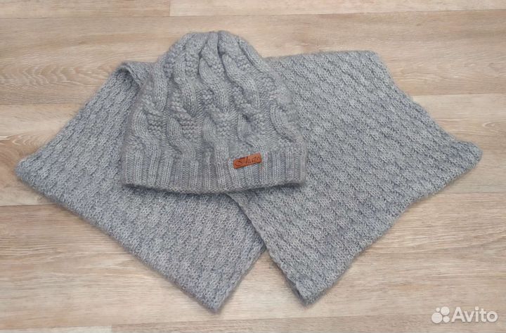 Комплект шапка и снуд женский