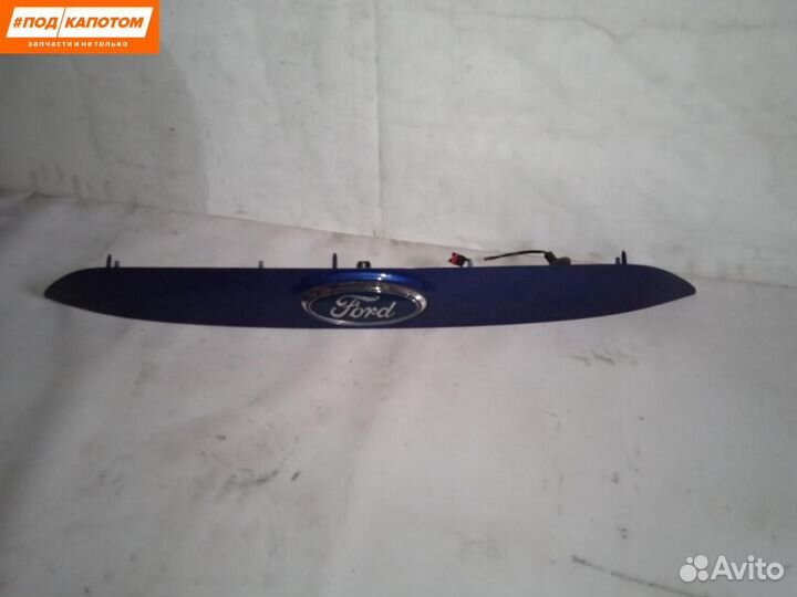 Накладка двери (крышки) багажника Ford Kuga 2 2015