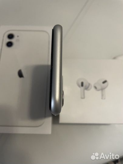 Телефон iPhone 11 128 gb