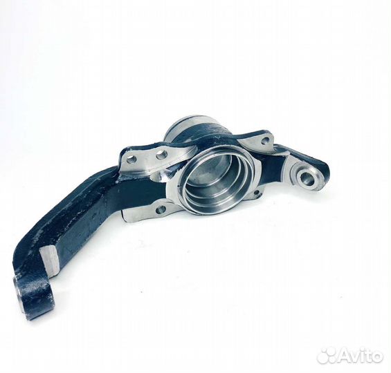 Кулак поворотный Нива 4*4 левый