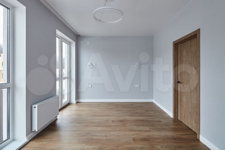 Коттедж 200 м² на участке 7,5 сот.