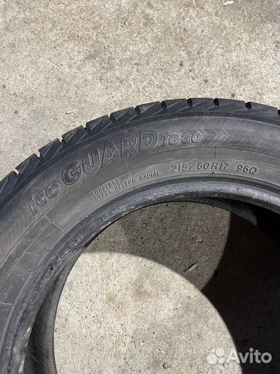 Yokohama Ice Guard IG30 215/60 R17