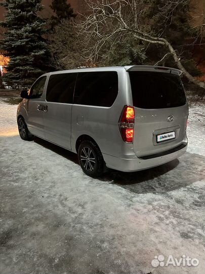 Hyundai Grand Starex 2.5 AT, 2008, 164 500 км