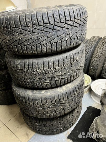 Nokian Tyres Hakkapeliitta 7 SUV 285/60 R18