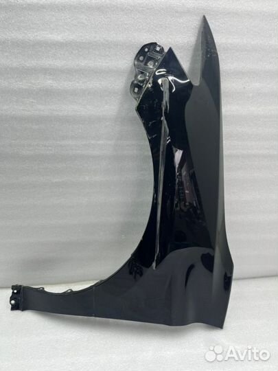 Крыло переднее левое Toyota Camry V70/V75