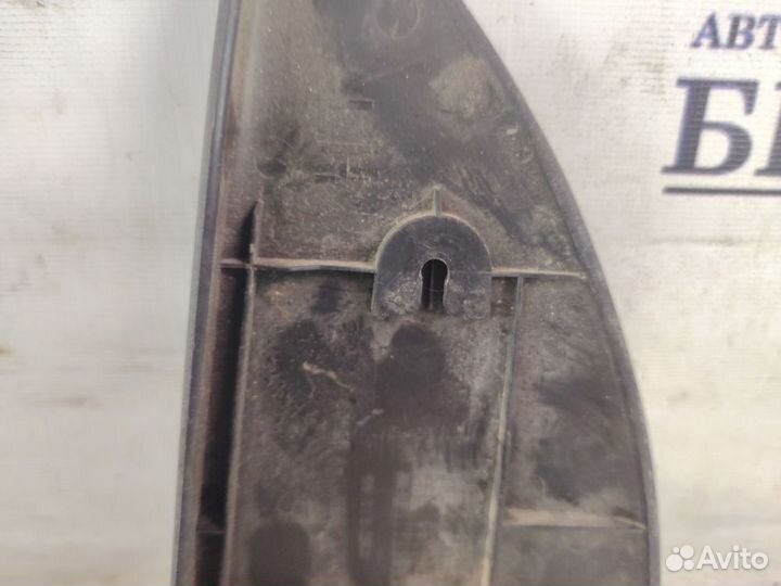 Накладка уголок задней левой двери Chevrolet Aveo I (2003—2008)