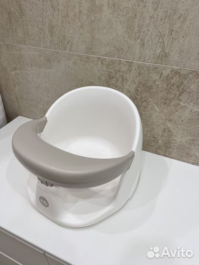 Детский стульчик сиденье для купания Happy Baby