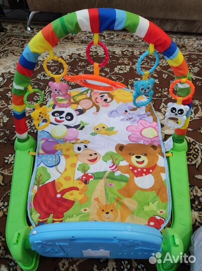 Детский игровой коврик с пианино