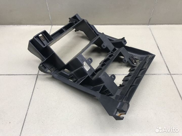 Панель в торпедо Transporter T5 2003-2015