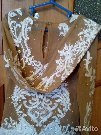 Костюм для художественной гимнастики