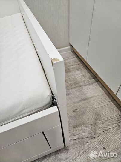 Кровать IKEA Бримнес