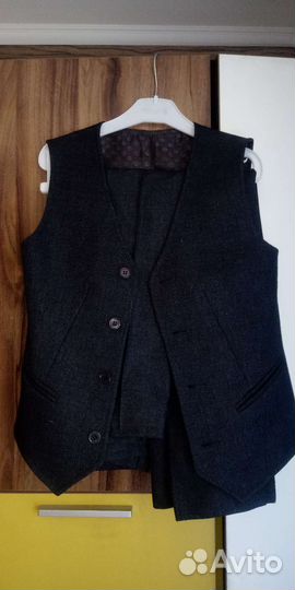 Рубашки,костюм школьный на мальчика