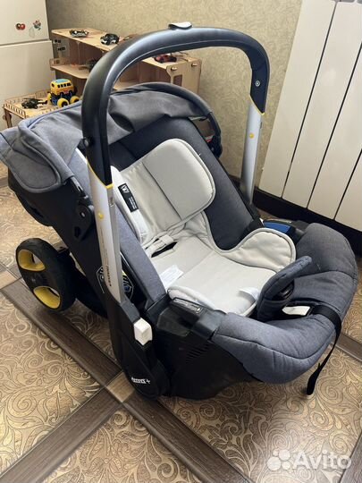 Автокресло-коляска Simple Parenting Doona