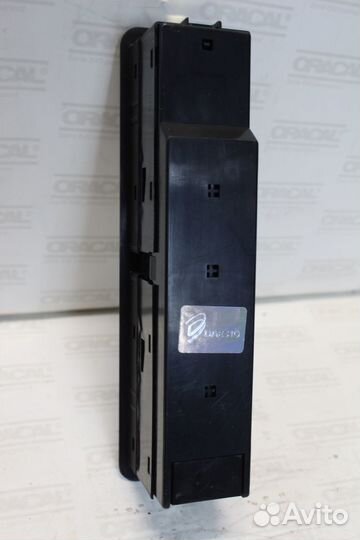 Блок стеклоподъемника, левый hyundai HD/Gold/Trago