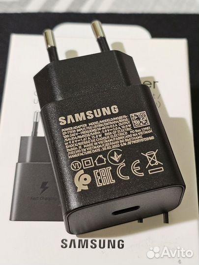 Зарядное Samsung 15W + Type-C Black (EP-T1510)