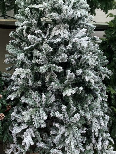 Новая зеленая елка с эфектом снега-2.40