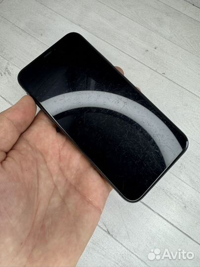 iPhone Xs, 64 ГБ
