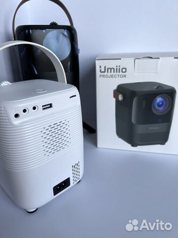 Проектор Umiio Pro A008 объявление продам