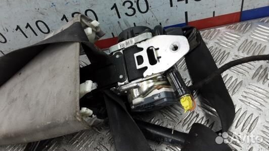 Ремень безопасности с пиропатроном сиденья передне