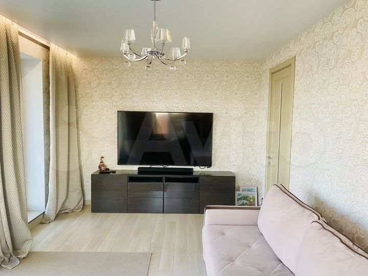 3-к. квартира, 85 м², 8/12 эт.