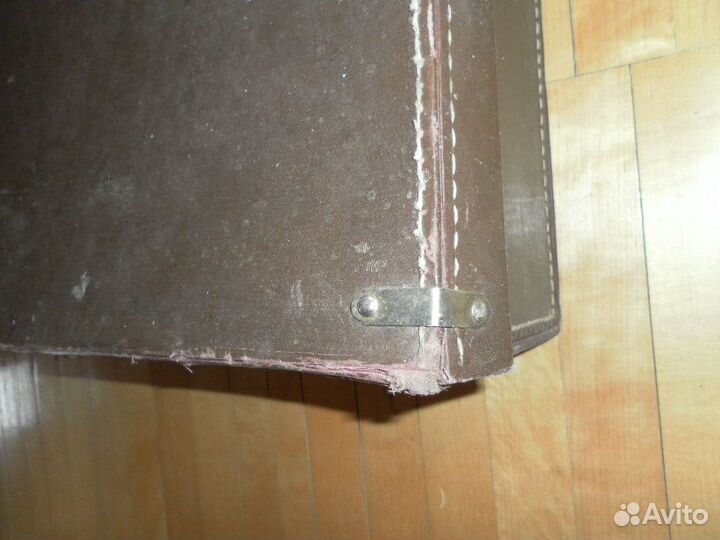 Чемодан для хранения швейной машины