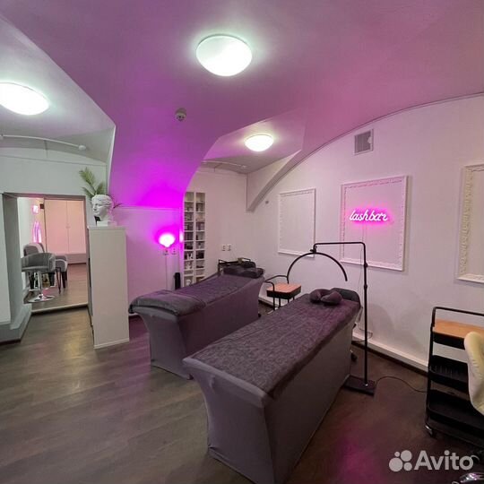 Аренда рабочего места бровиста/визажиста/стилиста