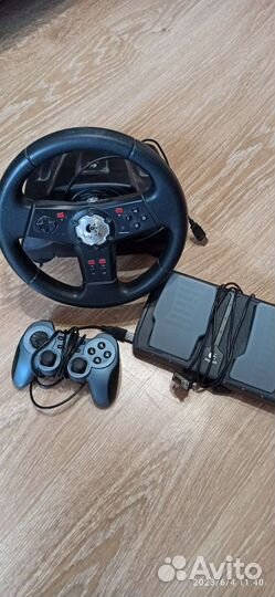 Игровой руль с педалями для пк